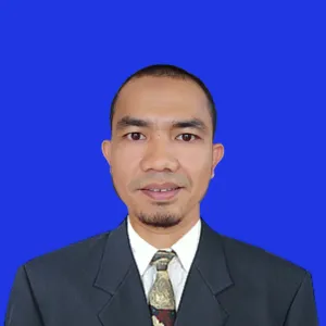 Endang - Guru apprendre à monter son pc - Cianjur
