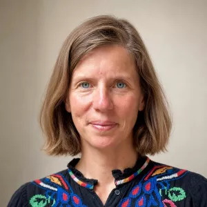 Perrine - Sewing tutor - London