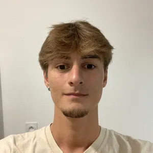 Enzo - Prof de maths - Besançon