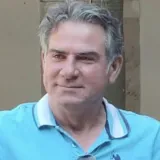 Hasan - Gitar öğretmeni - Kuşadası
