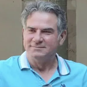 Hasan - Gitar öğretmeni - Kuşadası
