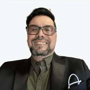 Osmel - English tutor - Brampton