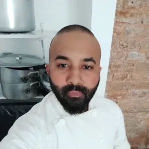 Junior - Prof de inglês - Caraguatatuba