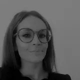 Elena - profesor de derecho - Toledo