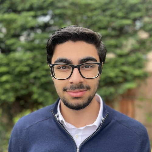 Rayaan Maths tutor in Camberley 20£/h