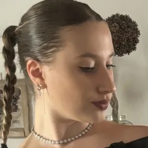Martina - Insegnante di ripetizioni - Pilastro