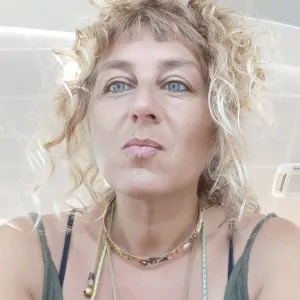 Elena - Insegnante di ripetizioni - San Cataldo