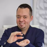Denis - Prof de odontologia - Poços de Caldas