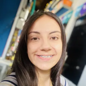 Angie - profesor de lengua y literatura - 