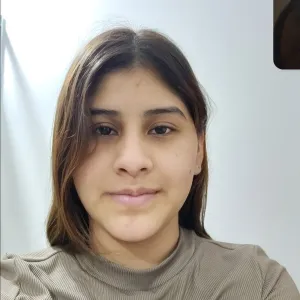 Nathaly - Profesor de matemática - Santiago