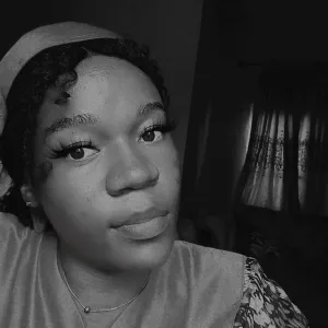 Onyinyechi Alexzandra - English tutor - Umuahia