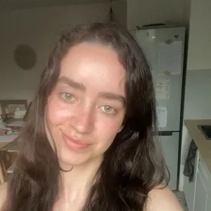 Sara - Prof de maths - Paris
