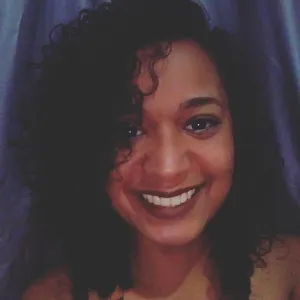Lauana - Prof de inglês - Brasília