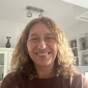 SILVINA MARIA - profesor de español  - Buenos Aires