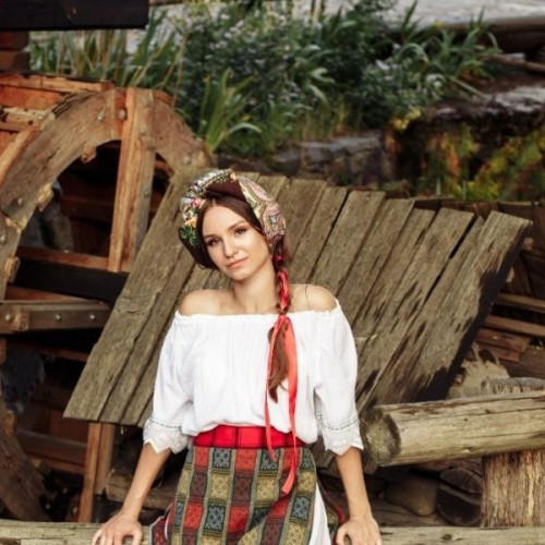 Alesya Prof de russe à PontSaintEsprit 25€/h