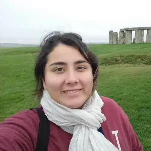 Yuliana - Profesor inglés - Monteros