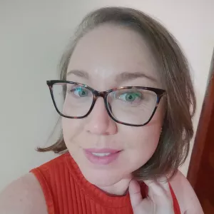 Pâmela - Prof de saúde pública - 