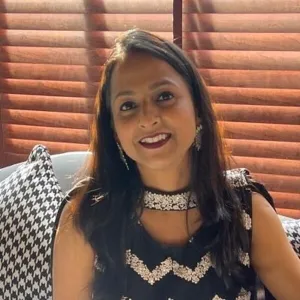 Himani - History teacher - Jhansi