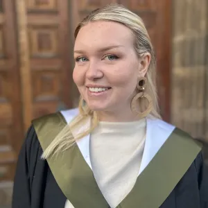 Carly - History Tutor - Toronto