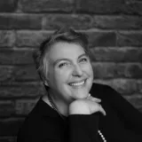 Colette - Lehrkraft für Malerei - Schupfart