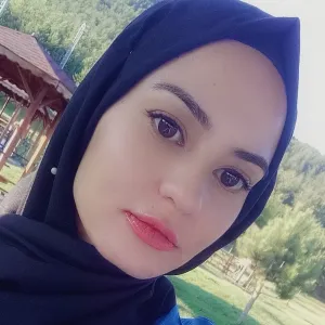 Kübra - Hayat bilgisi öğretmeni - 