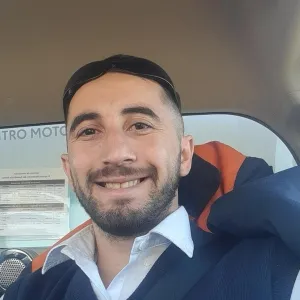 Ivo - profesor de medicina - Bell Ville
