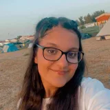 Maria - Professor de inglês - Aradas