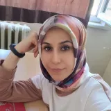 Emel - Fen bilimleri öğretmeni - 
