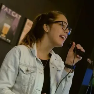 Taísa - Prof de piano - Jaboticabal