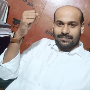 Debkumar - Physics tutor - Contai