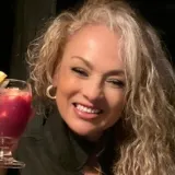 Ana - Profe de baile - Medellín