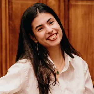 Alexia - Prof de droit - Bordeaux