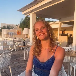 Nikki - Leraar Leesvaardigheid - nederlands - Wassenaar
