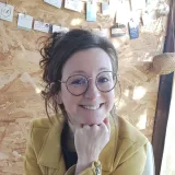 Coline - professeur de langue des signes - Monthault