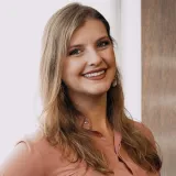 Regina - Prof de direito civil - Lambari