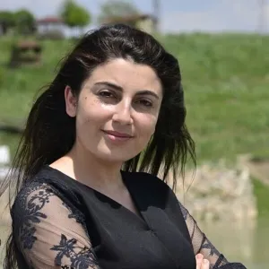 Vildan - Kürtçe öğretmeni - Gaziantep