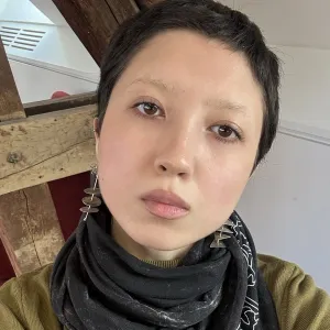 Noya - Prof de russe - Paris