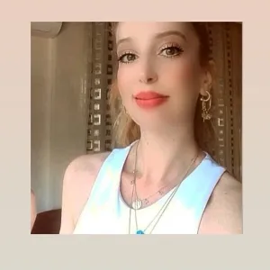 Gonca - İngilizce öğretmeni - Salihli