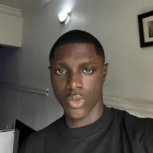 Miebi - Maths tutor - Manchester