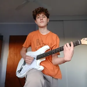 Francisco - profesor de guitarra - Libertador San Martín