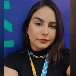 Brenda - Prof de explicações - Caiçaras