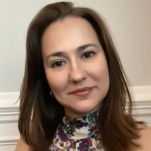 Claudia - Brazilian Portuguese teacher - Old Bridge
