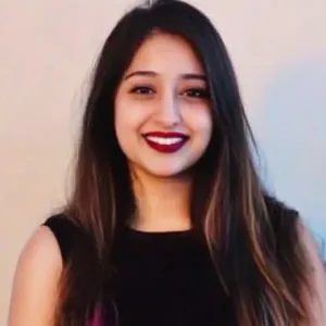 Riya - Physics tutor - York