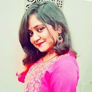 Pooja - English tutor - Kolkata