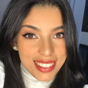 Cecilia - Prof de programação - São Paulo