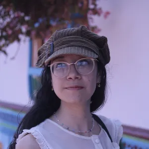 Judith - Profe de canto - Medellín