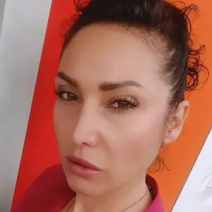 Meliha - Tarih öğretmeni - 