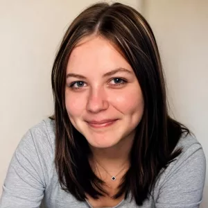 Carissa - Bass guitar tutor - West Bend