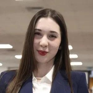 Elena - Insegnante di aiuto compiti - Milano