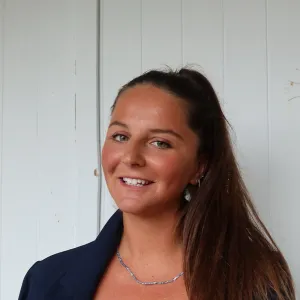 Carlotta - Insegnante di aiuto compiti - Rimini